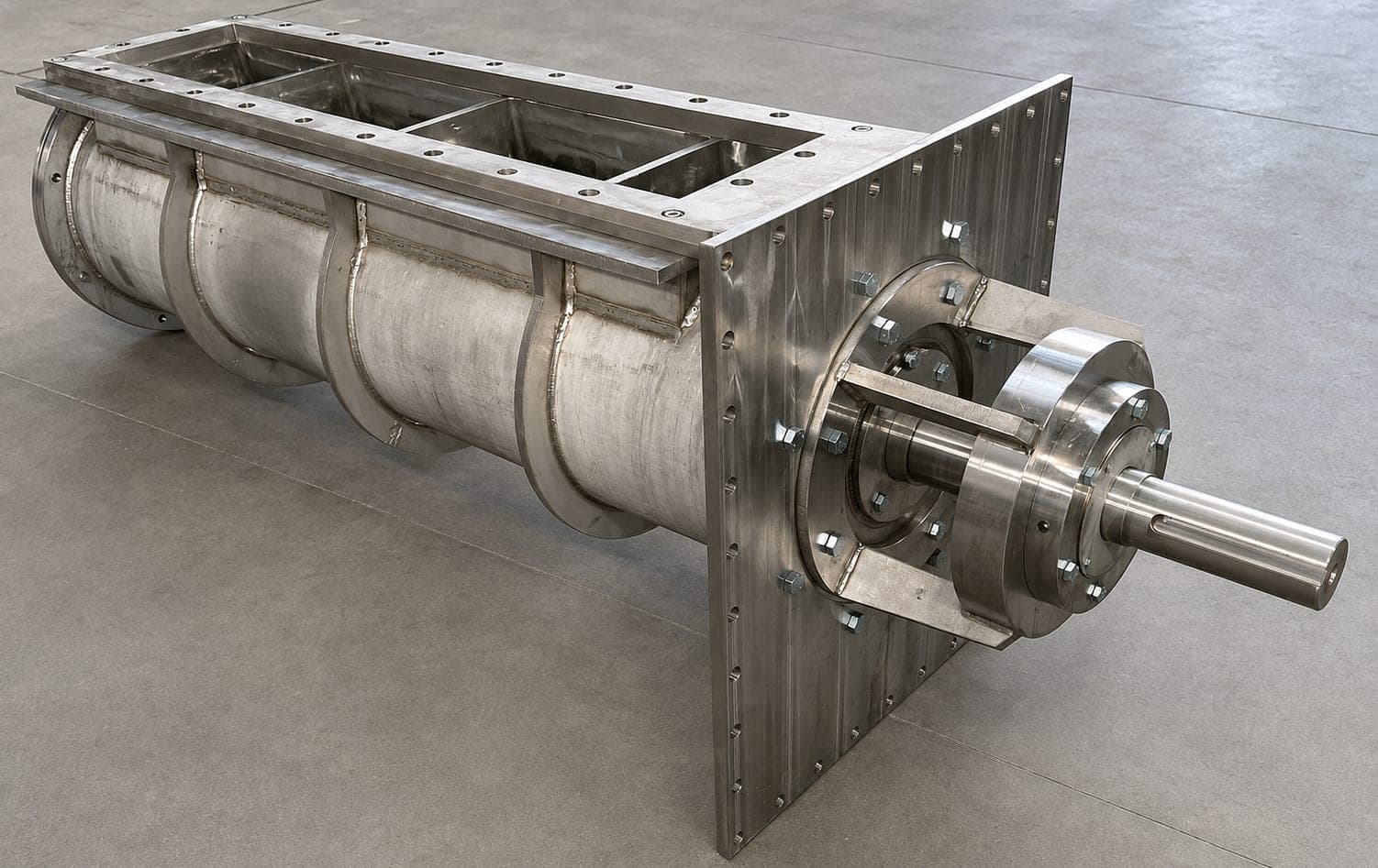 Stainless steel rotary valve with machined rotor and drive shaft